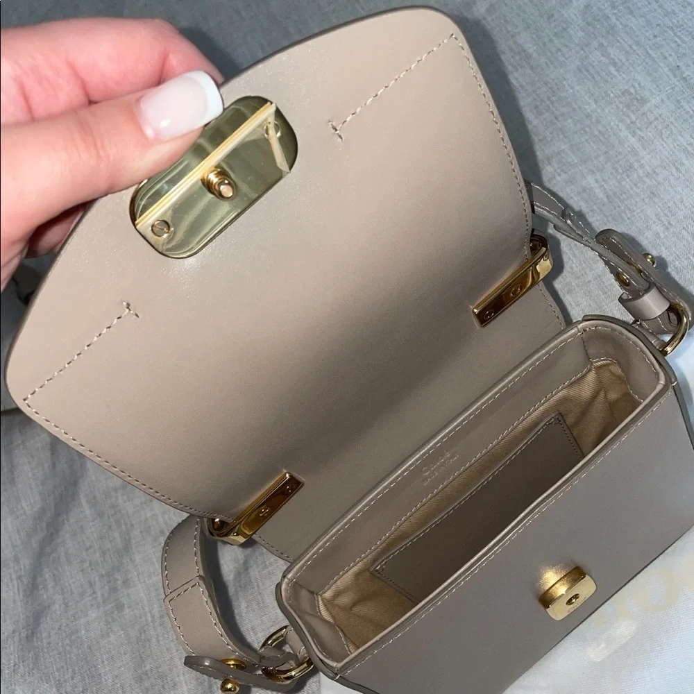 Chloé C Mini Suede-Trimmed Leather Shoulder Bag - Picture 3 of 7